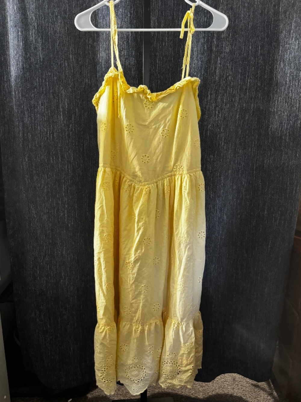 Yellow Dress w/ pockets (L)